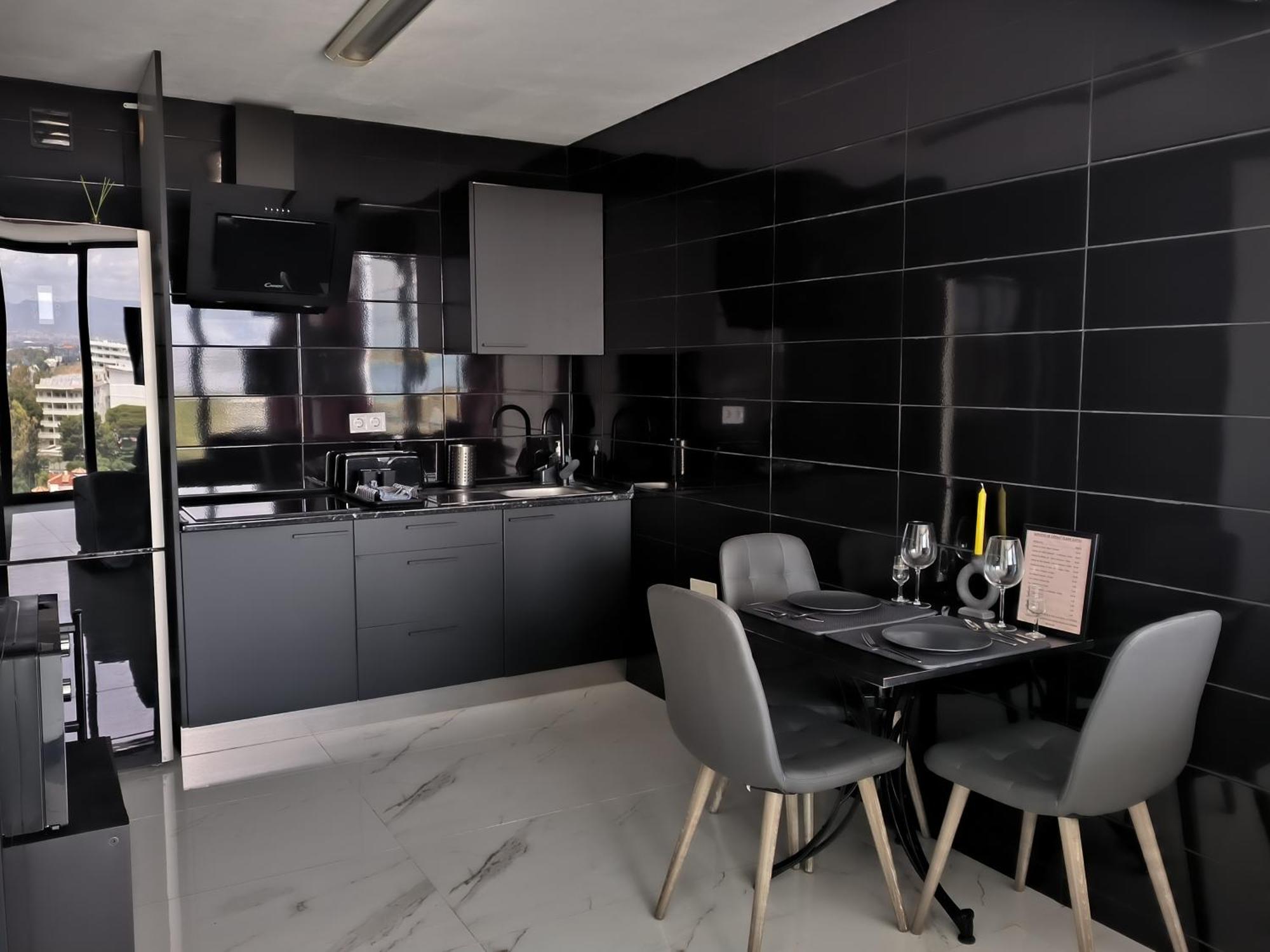 Pinar Suites Habitaciones Torremolinos Dış mekan fotoğraf